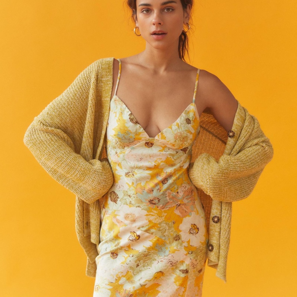 Kiss the sky floral silky dress